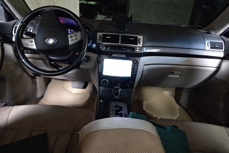 Used FAW Senya R8  Center Console