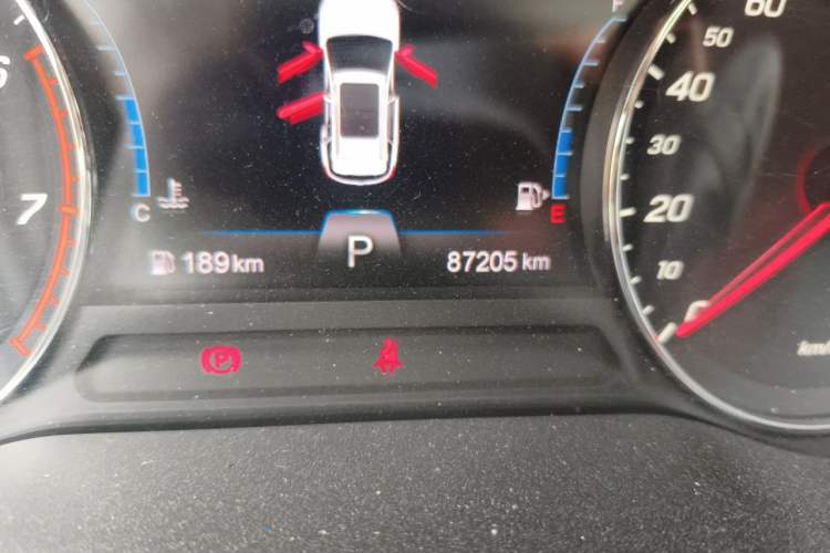 Used FAW Senya R9 2018 1.2T Automatic Prestige Smart Enjoyment Model Odometer Close Up