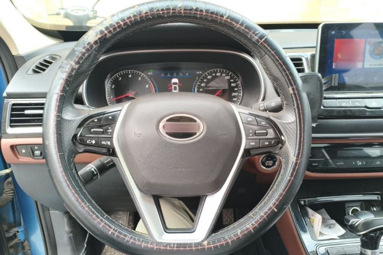 Used FAW Senya R9 2018 1.2T Automatic Prestige Smart Enjoyment Model Steering Wheel