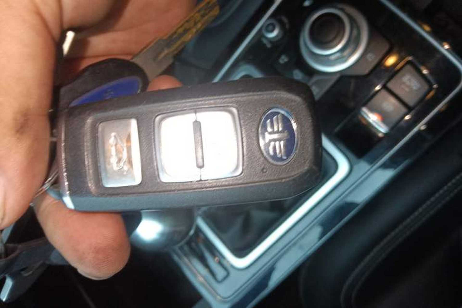 Used FAW Senya R9 2018 1.2T Manual Prestige Smart Enjoyment Model Vehicle Key
