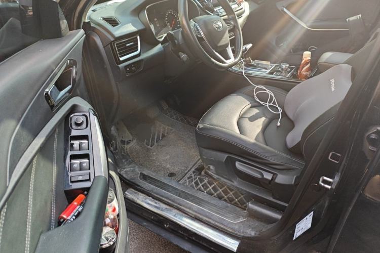 Used FAW Senya R9 2018 1.2T Automatic Luxury Smart Edition Driver Seat