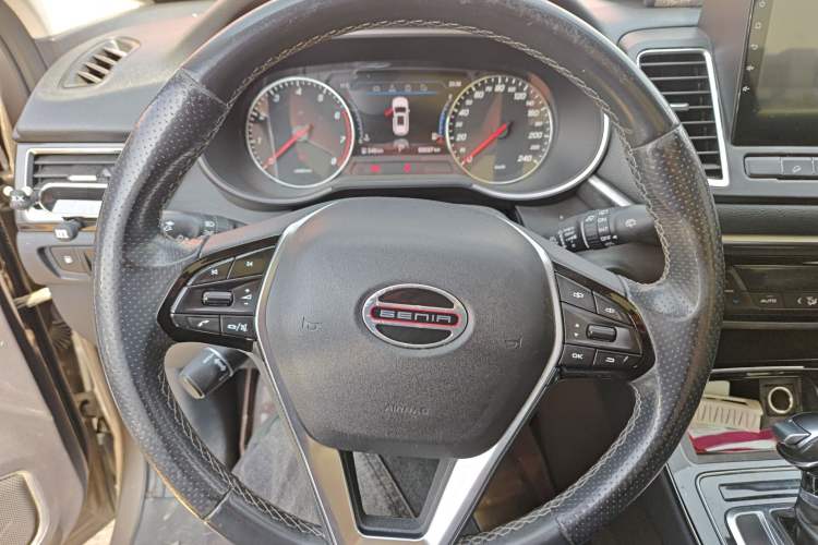 Used FAW Senya R9 2018 1.2T Automatic Luxury Smart Edition Steering Wheel