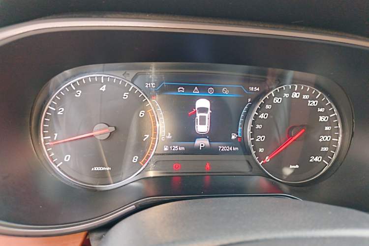 Used FAW Senya R9 2018 1.2T Automatic Luxury Smart Edition Instrument Cluster