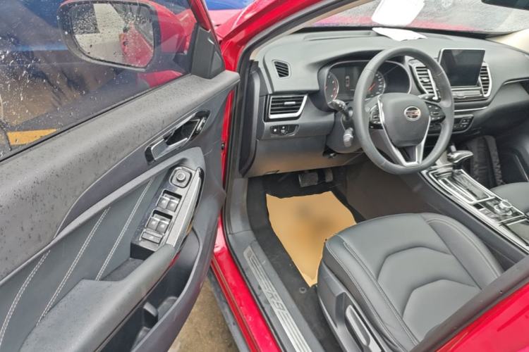 Used FAW Senya R9 2018 1.2T Automatic Luxury Smart Edition Driver Seat