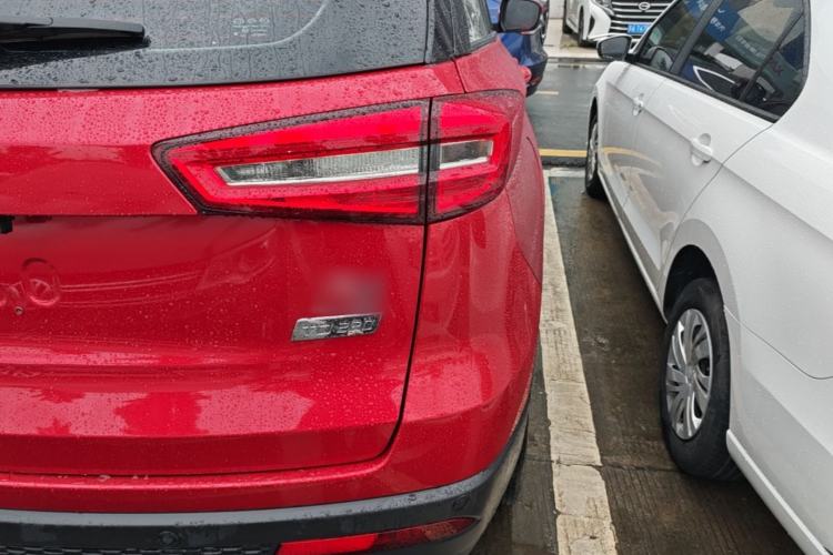 Used FAW Senya R9 2018 1.2T Automatic Luxury Smart Edition Exterior 1