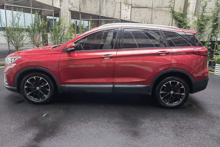 Used FAW Senya R9 2018 1.2T Automatic Luxury Smart Edition Exterior 6