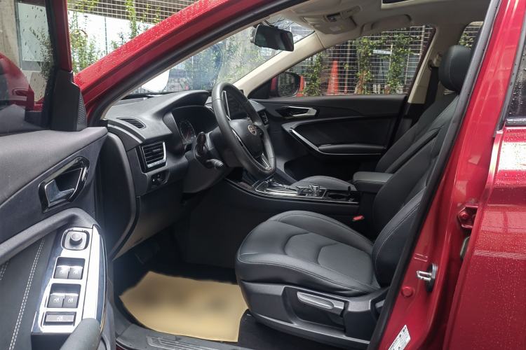 Used FAW Senya R9 2018 1.2T Automatic Luxury Smart Edition Interior 2