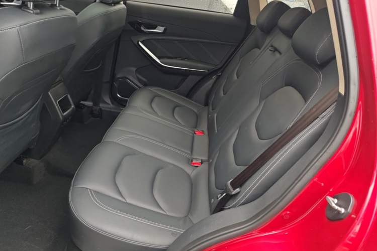 Used FAW Senya R9 2018 1.2T Automatic Luxury Smart Edition Left Rear Seat