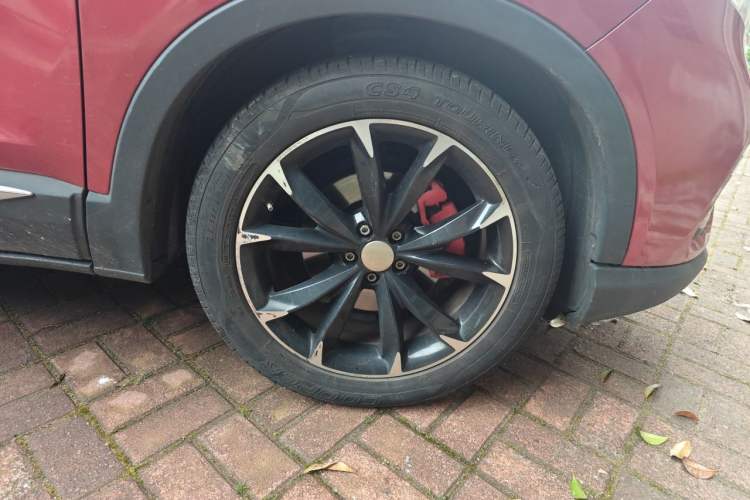 Used FAW Senya R9 2018 1.2T Automatic Prestige Smart Enjoyment Model Right Front Wheel Hub