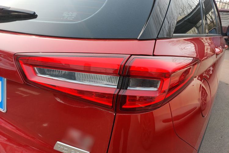 Used FAW Senya R9 2018 1.2T Automatic Comfortable Smart Edition Right Rear Taillight