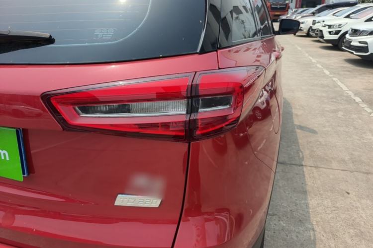 Used FAW Senya R9 2018 1.2T Manual Luxury Smart Edition Right Rear Taillight