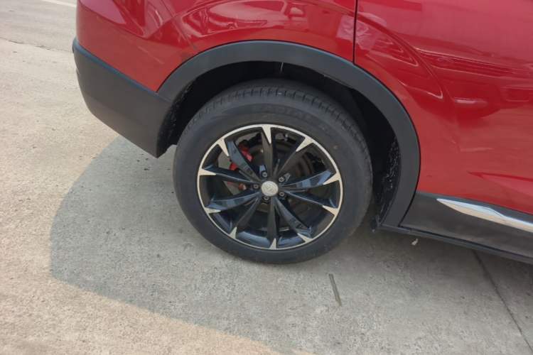 Used FAW Senya R9 2018 1.2T Manual Luxury Smart Edition Right Rear Wheel Hub