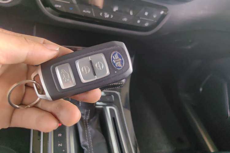 Used FAW Senya R9 2018 1.2T Automatic Prestige Smart Enjoyment Model Vehicle Key