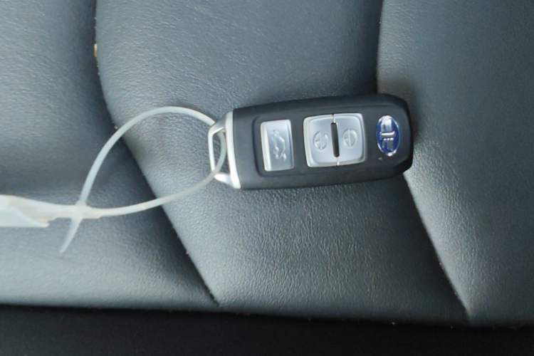 Used FAW Senya R9 2018 1.2T Automatic Prestige Smart Enjoyment Model Vehicle Key