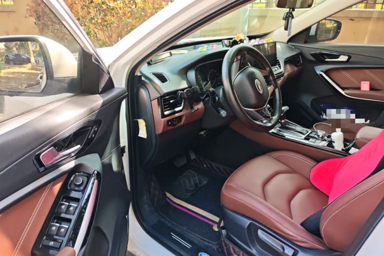 Used FAW Senya R9 2018 1.2T Automatic Luxury Smart Edition Driver Seat