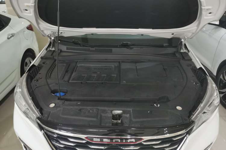 Used FAW Senya R9 2018 1.2T Automatic Prestige Smart Enjoyment Model Engine Bay