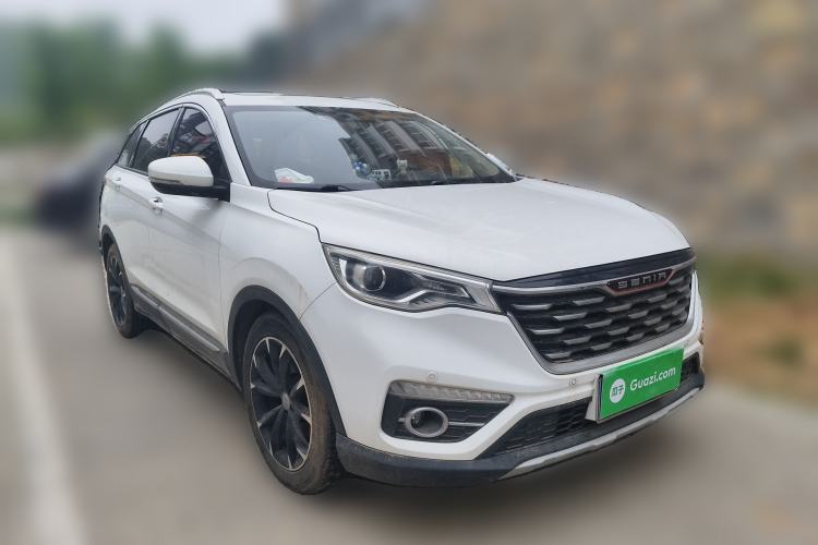 Used FAW Senya R9 2018 1.2T Manual Luxury Smart Edition Exterior 2