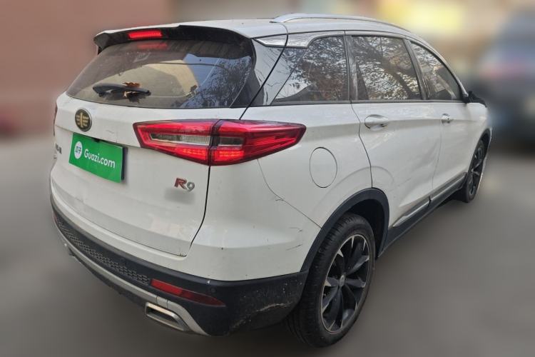 Used FAW Senya R9 2018 1.2T Automatic Luxury Smart Edition Exterior 5