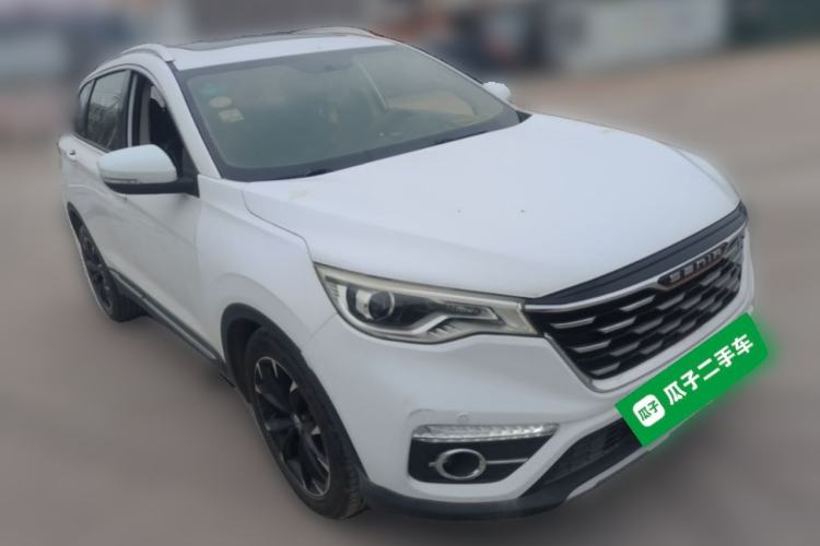 Used FAW Senya R9 2018 1.2T Automatic Luxury Smart Edition Front Right 45 Deg