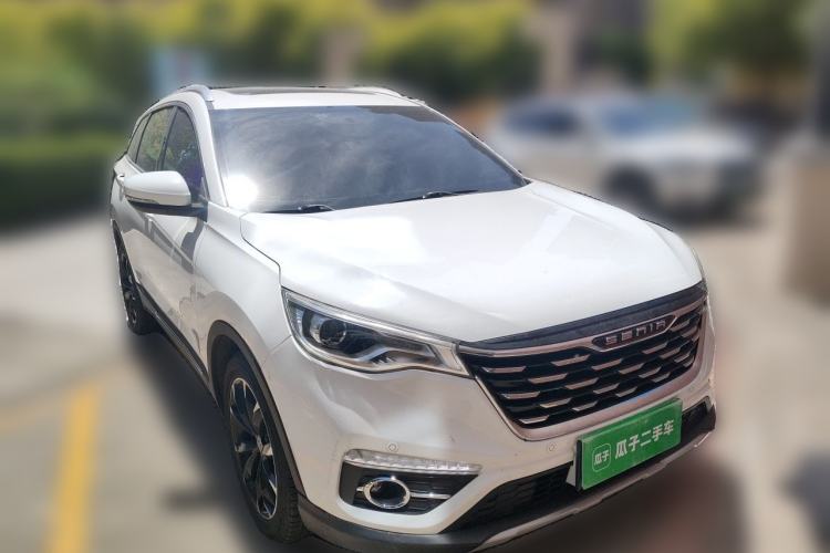 Used FAW Senya R9 2018 1.2T Automatic Luxury Smart Edition Front Right 45 Deg