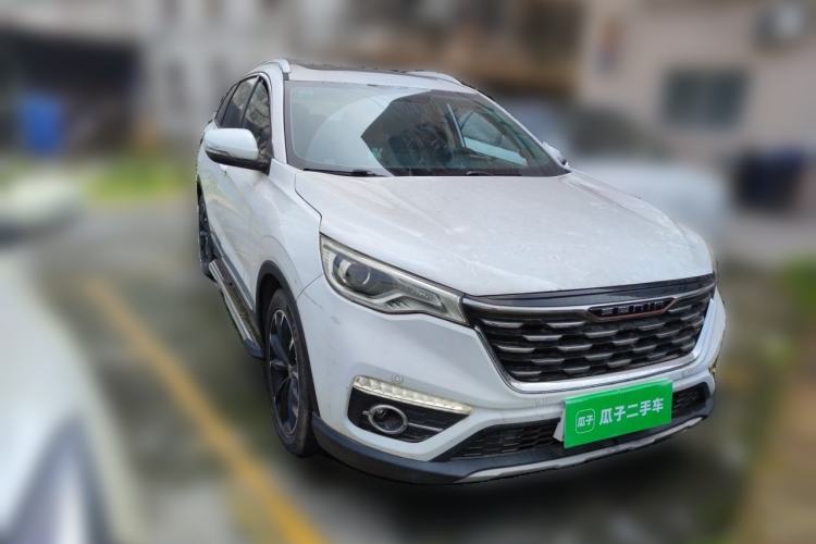 Used FAW Senya R9 2018 1.2T Automatic Luxury Smart Edition Front Right 45 Deg