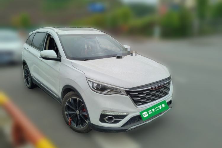 Used FAW Senya R9 2018 1.2T Manual Luxury Smart Edition Front Right 45 Deg