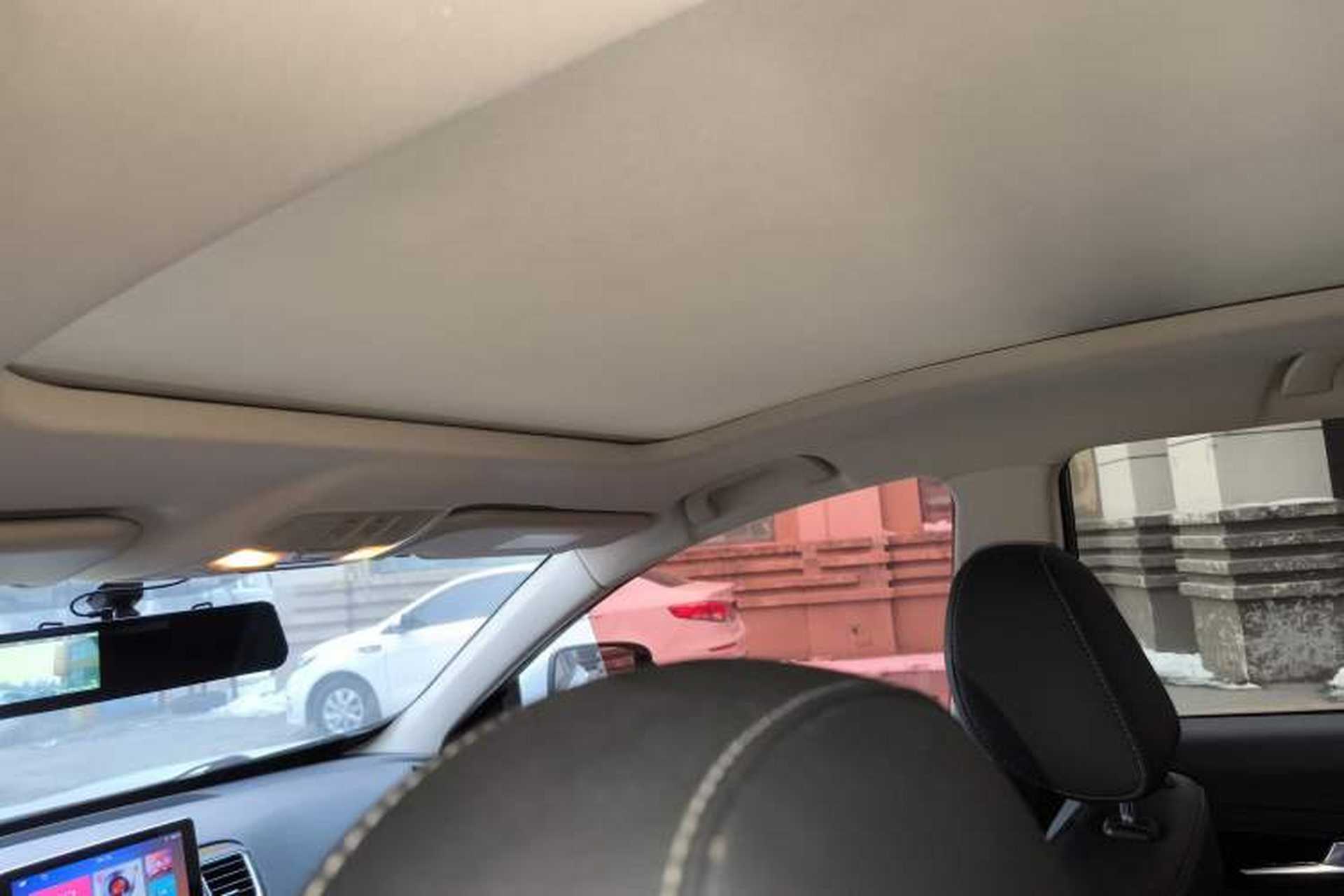 Used FAW Senya R9 2018 1.2T Automatic Luxury Smart Edition Headliner