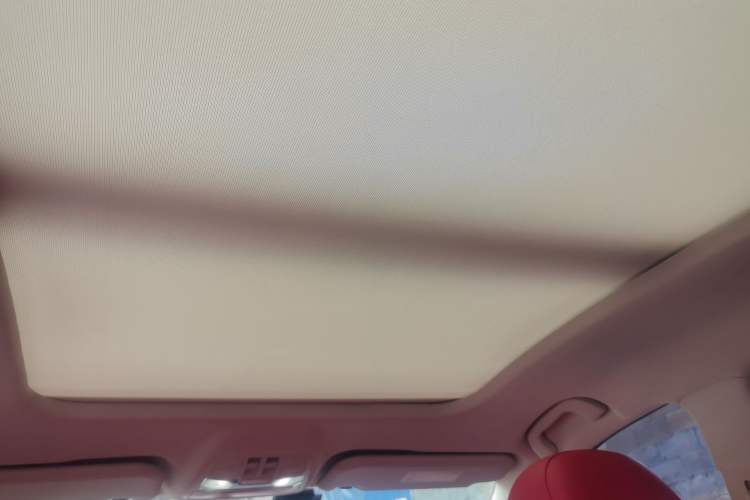 Used FAW Senya R9 2018 1.2T Automatic Luxury Smart Edition Headliner