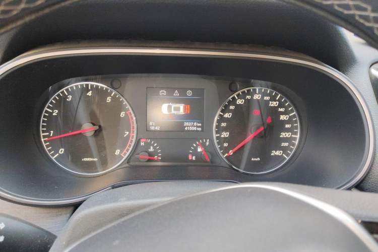 Used FAW Senya R9 2018 1.2T Manual Luxury Smart Edition Instrument Cluster