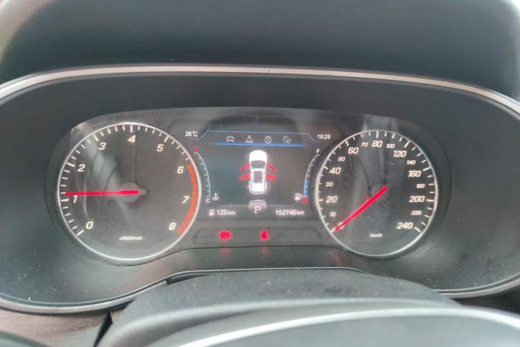 Used FAW Senya R9 2018 1.2T Automatic Luxury Smart Edition Instrument Cluster