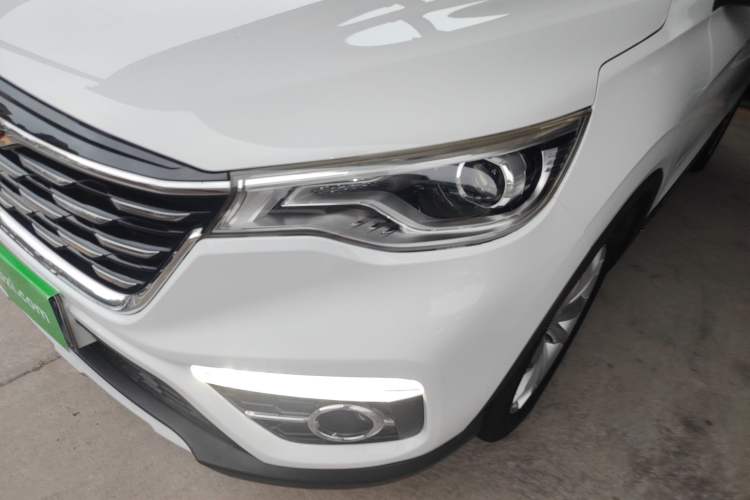 Used FAW Senya R9 2018 1.2T Automatic Comfortable Smart Edition Left Front Headlight