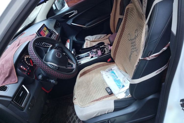 Used FAW Senya R9 2018 1.2T Automatic Prestige Smart Enjoyment Model Left Front Seat