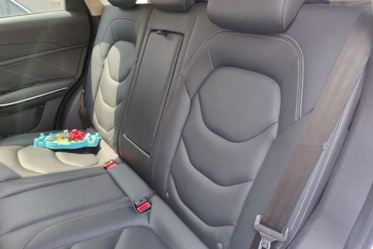 Used FAW Senya R9 2018 1.2T Automatic Luxury Smart Edition Left Rear Seat