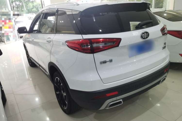 Used FAW Senya R9 2018 1.2T Automatic Prestige Smart Enjoyment Model Left Side
