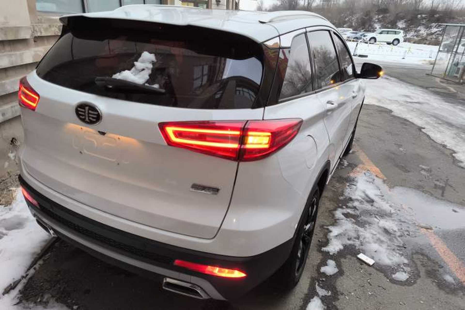 Used FAW Senya R9 2018 1.2T Automatic Luxury Smart Edition Rear Right 45 Deg