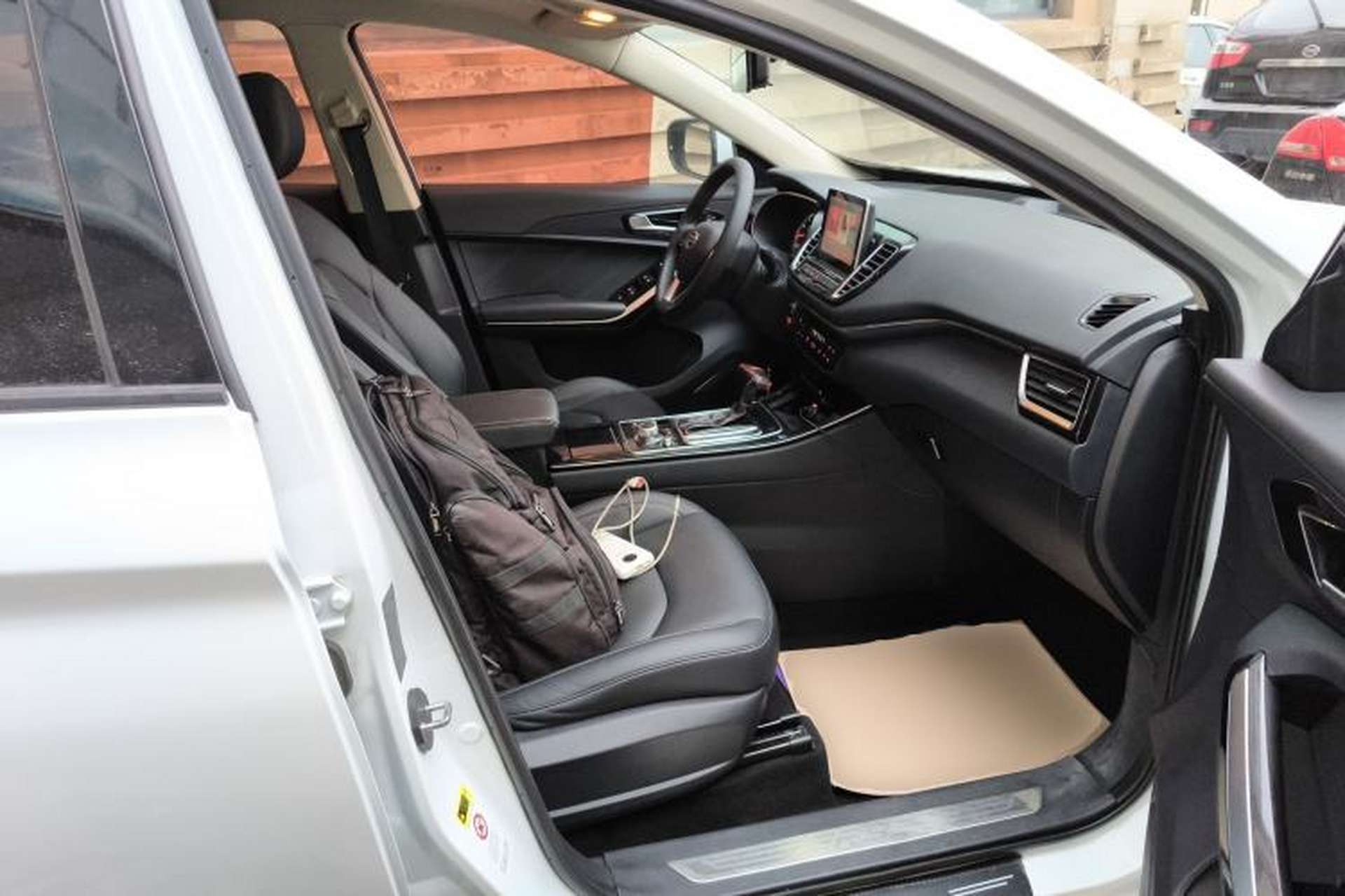 Used FAW Senya R9 2018 1.2T Automatic Luxury Smart Edition Right Front Seat
