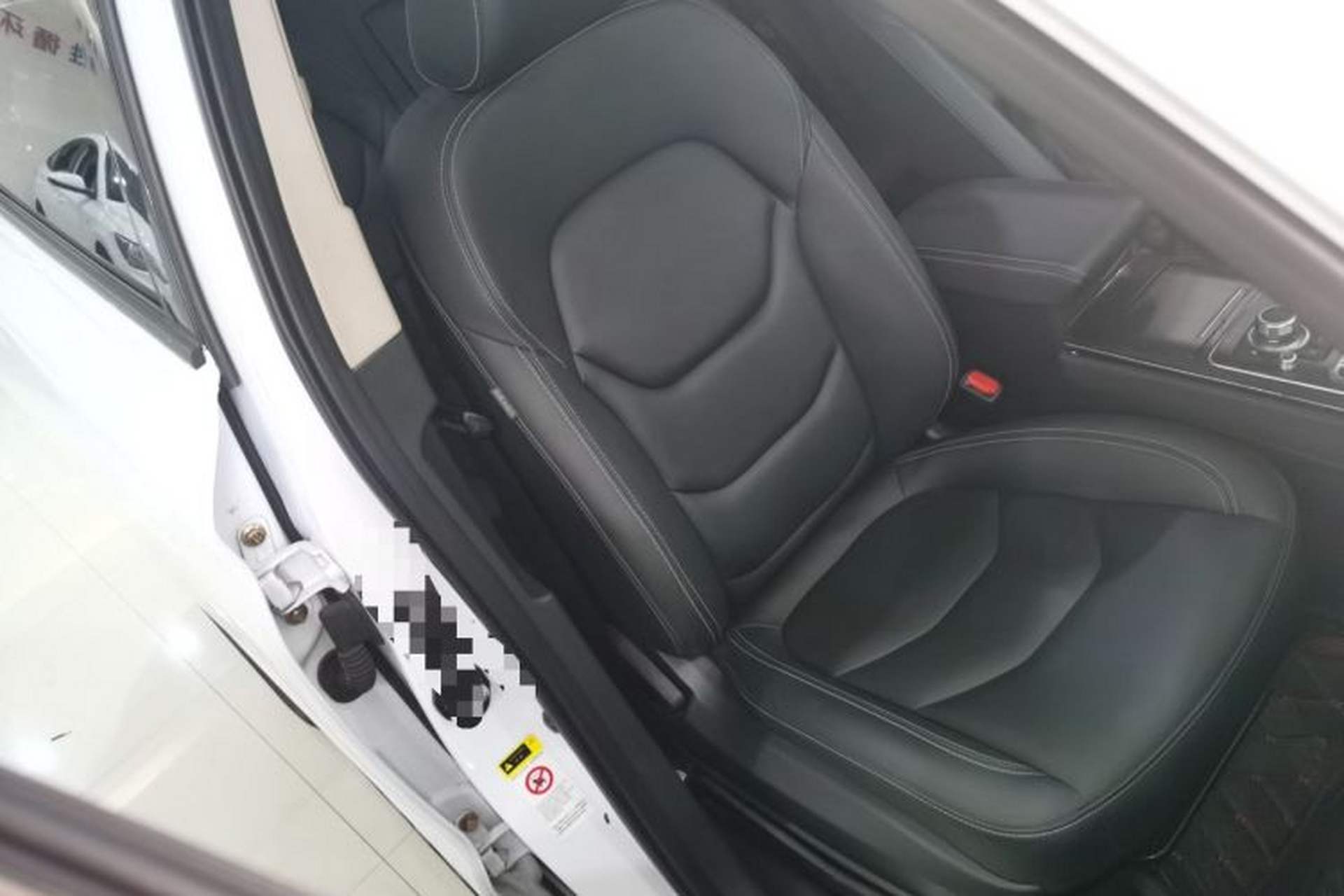 Used FAW Senya R9 2018 1.2T Automatic Prestige Smart Enjoyment Model Right Front Seat