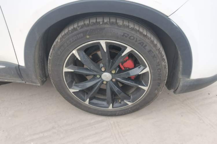 Used FAW Senya R9 2018 1.2T Automatic Luxury Smart Edition Right Front Wheel Hub