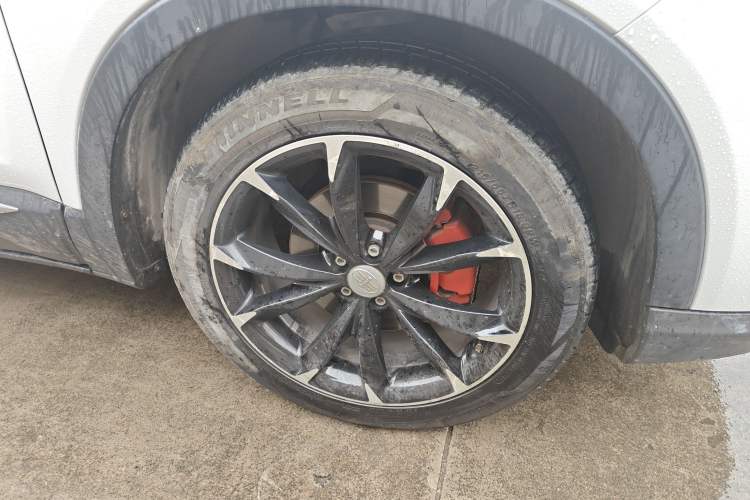 Used FAW Senya R9 2018 1.2T Automatic Prestige Smart Enjoyment Model Right Front Wheel Hub