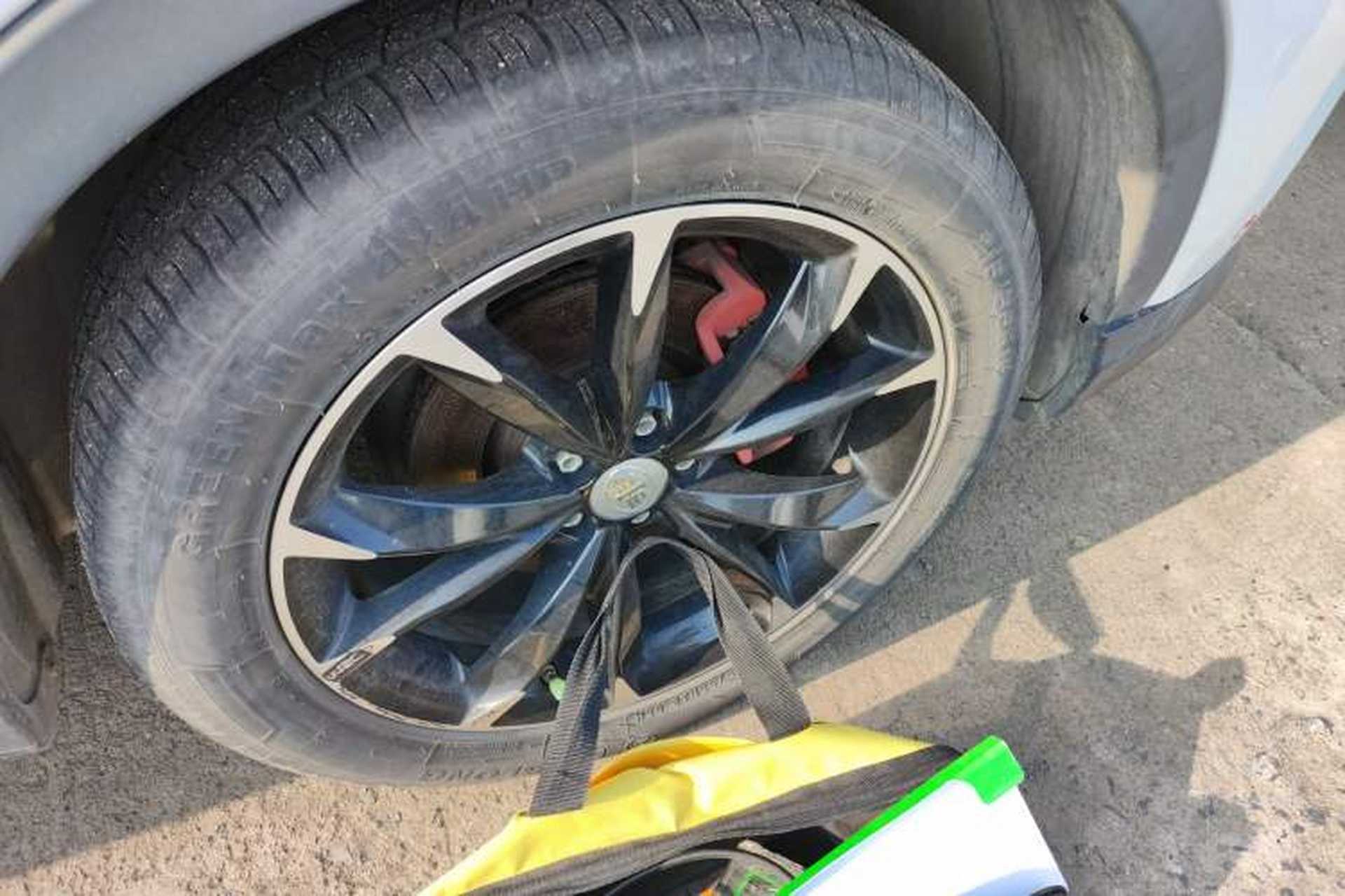 Used FAW Senya R9 2018 1.2T Manual Luxury Smart Edition Right Front Wheel Hub