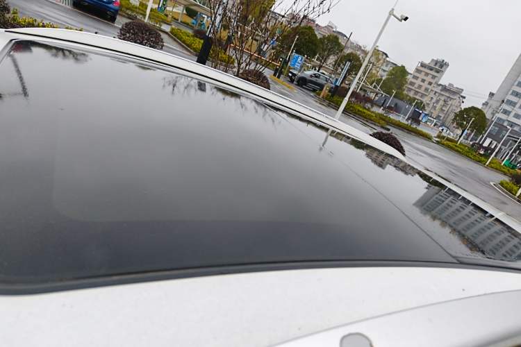 Used FAW Senya R9 2018 1.2T Automatic Luxury Smart Edition Roof
