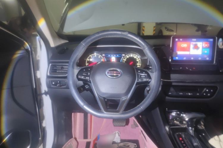 Used FAW Senya R9 2018 1.2T Automatic Luxury Smart Edition Steering Wheel
