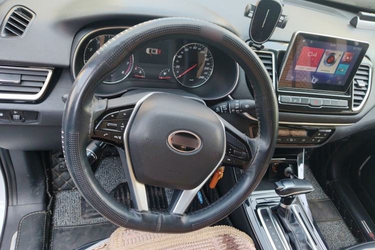 Used FAW Senya R9 2018 1.2T Automatic Comfortable Smart Edition Steering Wheel