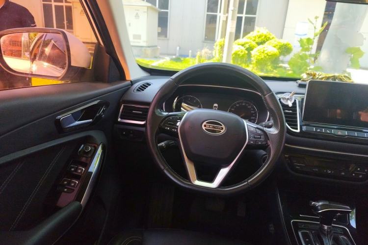 Used FAW Senya R9 2018 1.2T Automatic Prestige Smart Enjoyment Model Steering Wheel