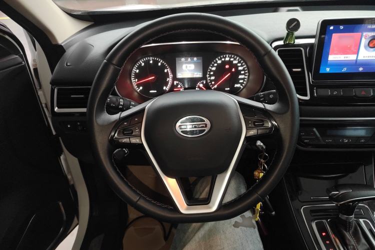 Used FAW Senya R9 2018 1.2T Automatic Comfortable Smart Edition Steering Wheel