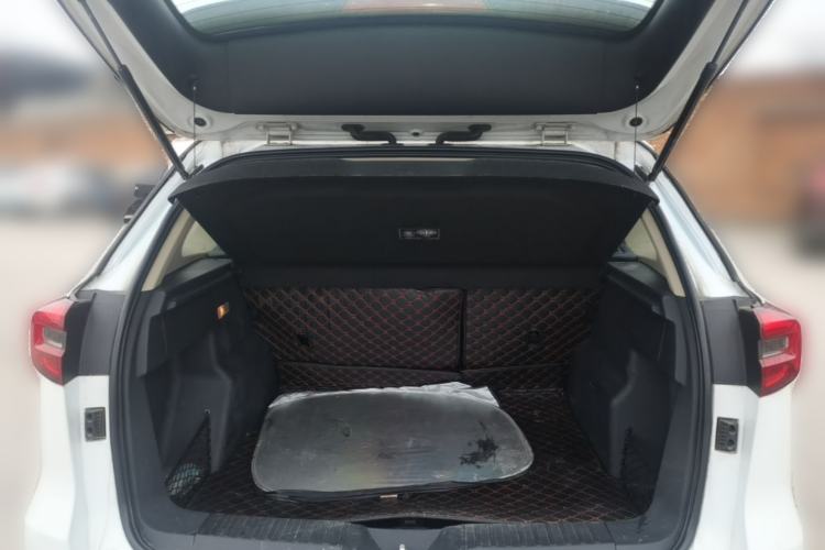 Used FAW Senya R9 2018 1.2T Automatic Luxury Smart Edition Trunk