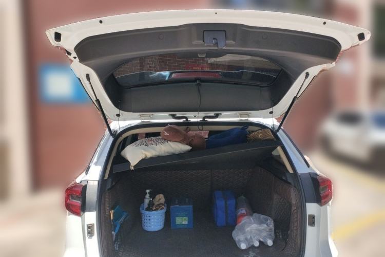 Used FAW Senya R9 2018 1.2T Automatic Luxury Smart Edition Trunk