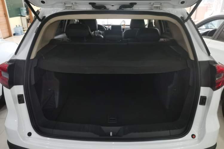 Used FAW Senya R9 2018 1.2T Automatic Prestige Smart Enjoyment Model Trunk