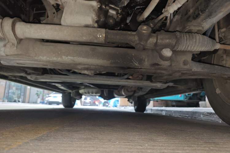 Used FAW Senya S80 2011 1.5L Manual 5-Seater Comfort Edition Chassis Front