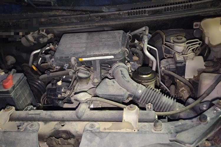 Used FAW Senya S80 2011 1.5L Manual 7-Seater Comfort Edition Engine Bay